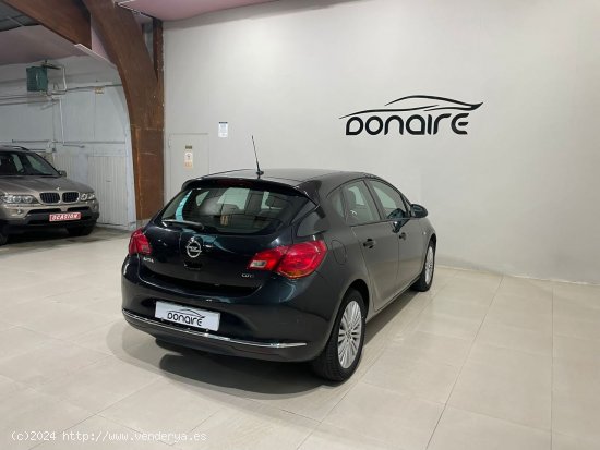 Opel Astra 1.6 CDTi S/S 110 CV Selective - Sada