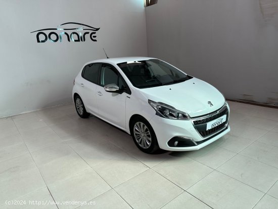 Peugeot 208 BlueHDi 73kW (100CV) Allure - Sada