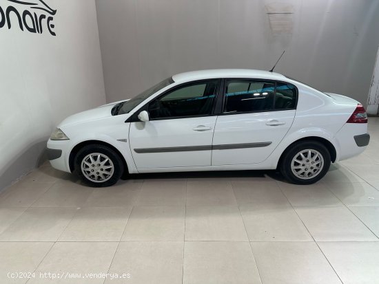 Renault Megane Sedan Expression 1.5dCi105 - Sada