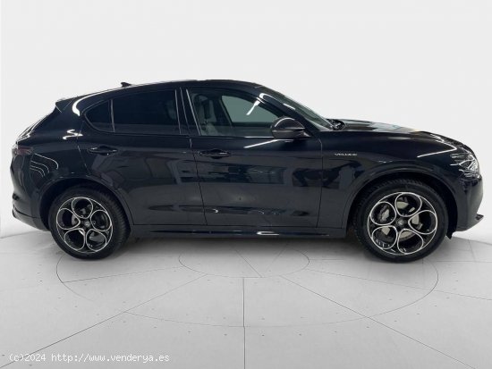 Alfa Romeo Stelvio  2.2 Diésel 154kW (210CV)  Q4 Veloce - Sabadell