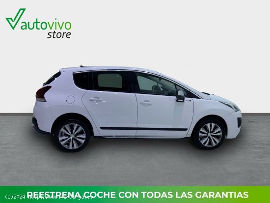 Peugeot 3008 STYLE 1.2 PURETECH 130 CV 5P - Sant Boi de Llobregat