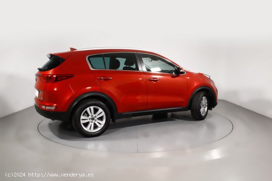 Kia Sportage 1.6 GDI DRIVE 2WD 5P - 