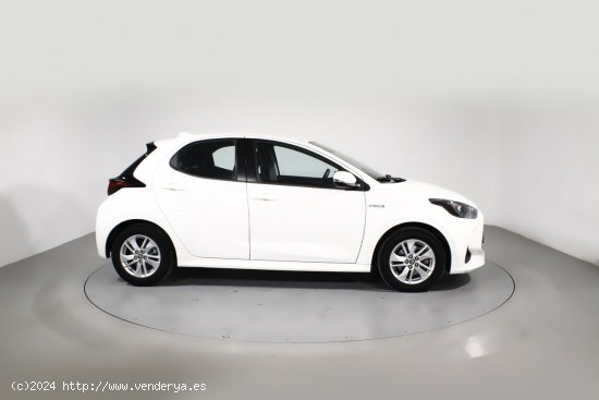 Toyota Yaris 1.5 VVT-I HYBRID BUSINESS PLUS 5P - 