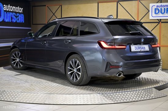 BMW Serie 3  320d Touring - 