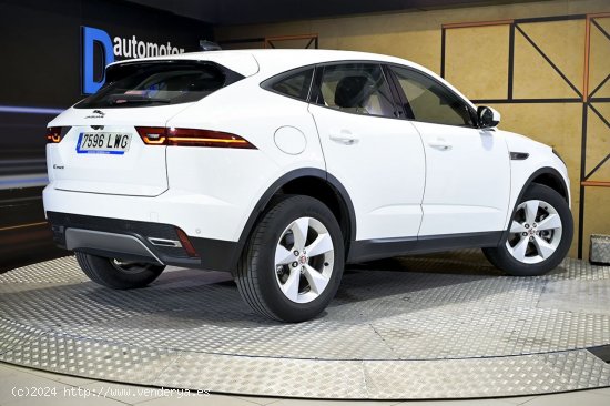 Jaguar E-Pace   2.0D 163PS MHEV S 4WD Auto - 