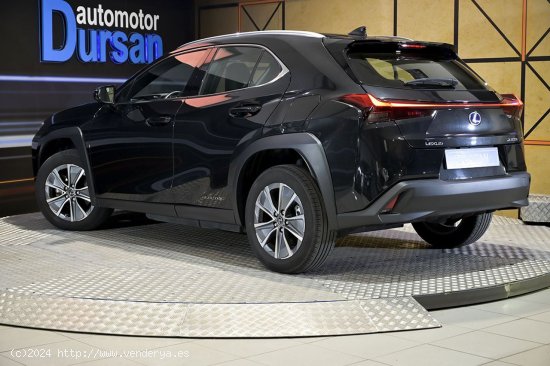 Lexus UX   300e Business - 