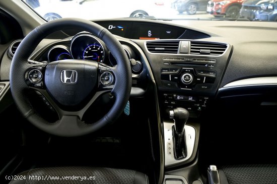 Honda Civic   1.8 iVTEC Lifestyle Auto - 