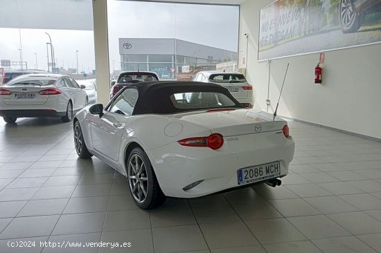 Mazda MX-5   2.0 SKYACTIVG 135 kW MT ExclusiveLine - 