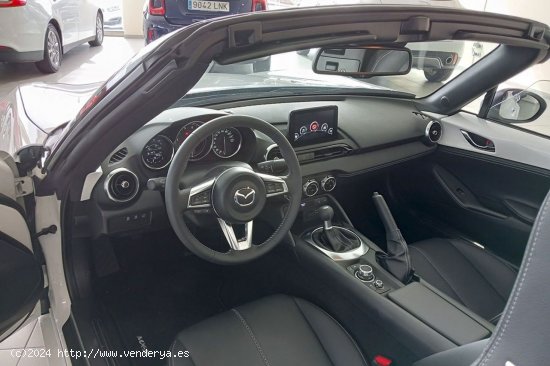 Mazda MX-5   2.0 SKYACTIVG 135 kW MT ExclusiveLine - 