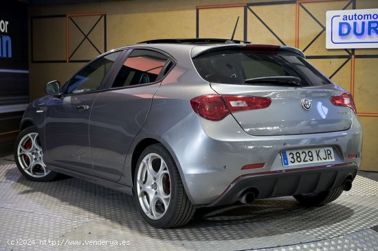 Alfa Romeo Giulietta   1.7 TB 177kW 240CV Veloce TCT - 