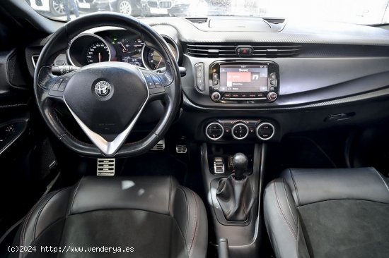 Alfa Romeo Giulietta   1.7 TB 177kW 240CV Veloce TCT - 