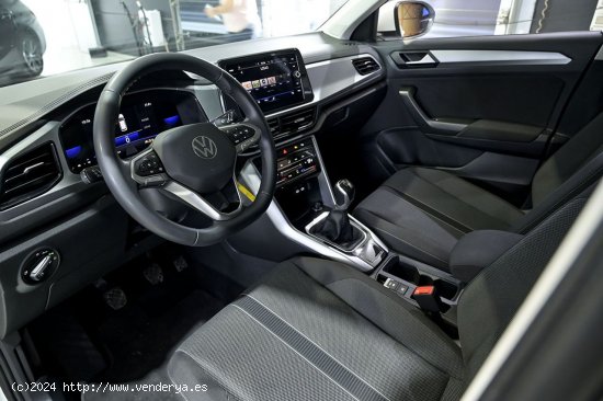 Volkswagen T-Roc   Life 2.0 TDI 85kW 115CV - 