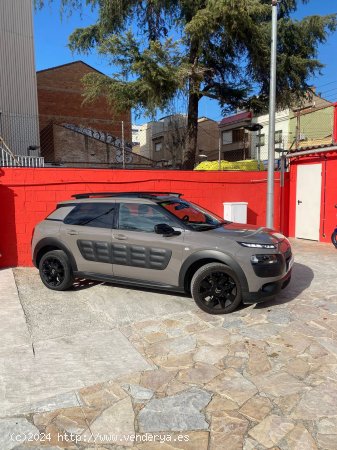 Citroën C4 Cactus BlueHDi 73KW (100CV) ETG6 Shine - Sabadell