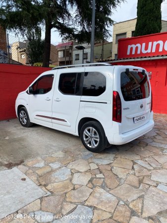 Toyota Proace City Verso 1.5D 96kW (130CV) Family Active L1 - Granollers