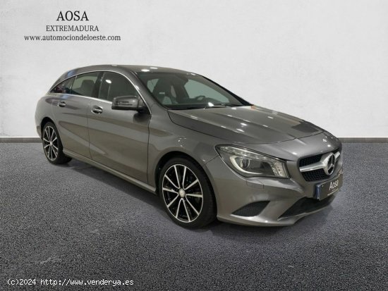 Mercedes-benz Clase Cla 200 Cdi / D Shooting Brake Urban - BADAJOZ