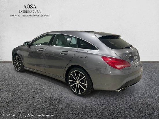 Mercedes-benz Clase Cla 200 Cdi / D Shooting Brake Urban - BADAJOZ