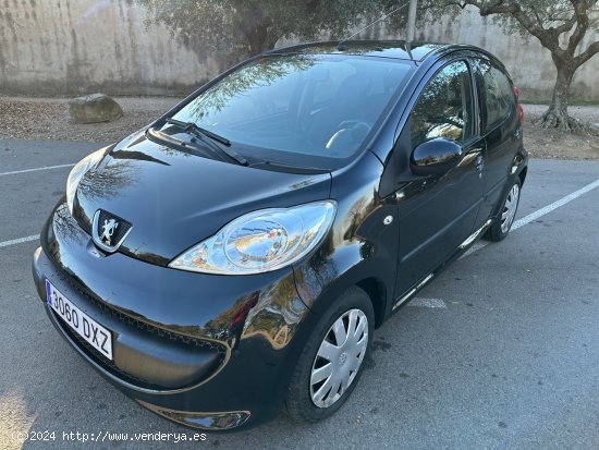 Peugeot 107 5p Basic  1.0 i 68cv - Les Franqueses