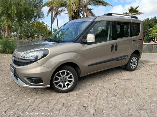 Fiat Doblo Panorama Trekking 1.6 Mjet 88kW 120CV - Tamaraceite