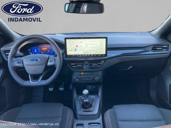 Ford Focus Berlina St-line X 1.0 Ecoboost Mhev 92kw (125cv) S6.2 - Huércal de Almería