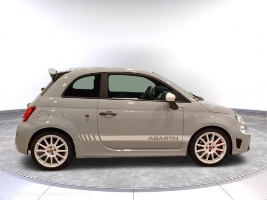 Abarth 500 695 Esseesse 1.4 16v T-Jet 132kW E6D - Toledo