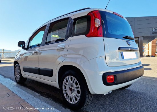 Fiat Panda III LOUNGE 1.2 70CV. GLP MT5 E6 MUY BUEN ESTADO, HÍBRIDO - Mollet