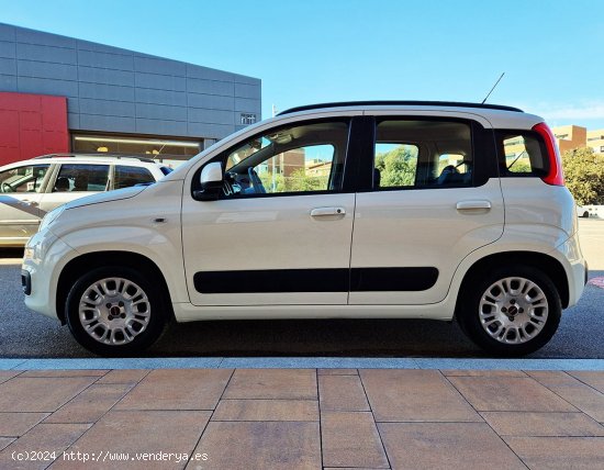 Fiat Panda III LOUNGE 1.2 70CV. GLP MT5 E6 MUY BUEN ESTADO, HÍBRIDO - Mollet