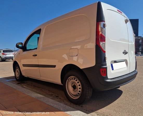 Renault Kangoo Furgón PROFESIONAL 1.5 dCi 75CV.  FURGÓN E6 MUY BUEN ESTADO - Mollet