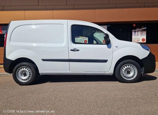 Renault Kangoo Furgón PROFESIONAL 1.5 dCi 75CV.  FURGÓN E6 MUY BUEN ESTADO - Mollet