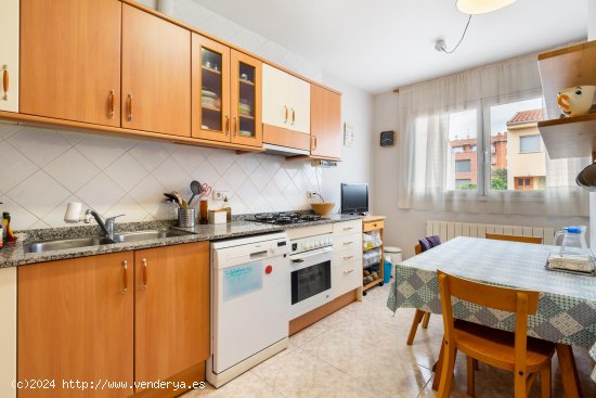 Unifamiliar adosada en venta  en Santa Maria de Palautordera - Barcelona