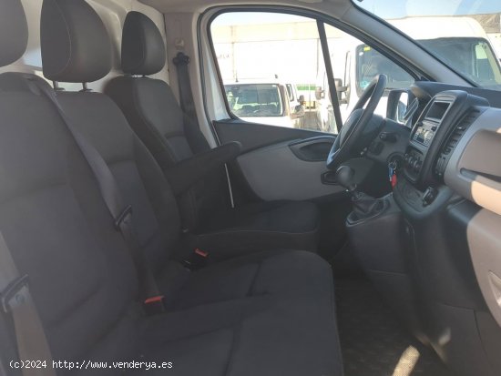 Renault Trafic Furgon L1H1 dCi 120Cv - Fornells de la Selva