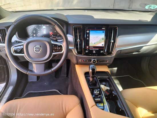 Volvo V90 2.0 D3 BUSINESS PLUS - Madrid