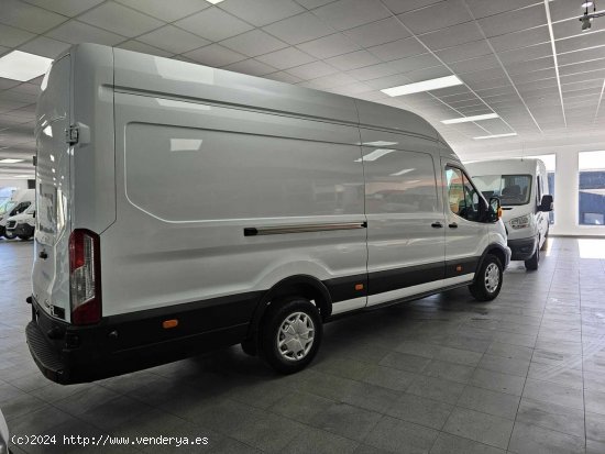 Ford Transit L4 H3 2.0TDCI 130CV T. TRASERA - Lugo