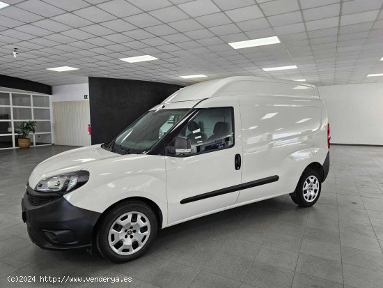 Fiat Doblo Cargo XL 1.6MJET 105CV - Lugo