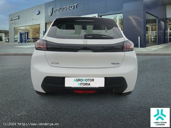 Peugeot 208 Active Puretech 100 - 