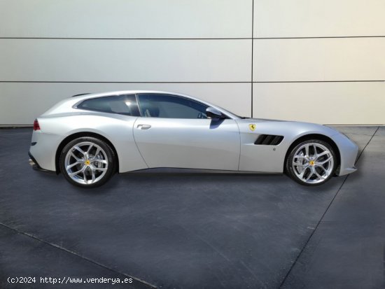 Ferrari GTC4 Lusso T DCT - Marbella