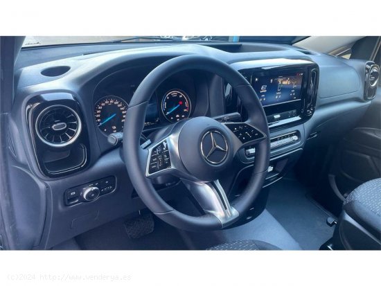 Mercedes Vito e-Vito 129 Tourer Pro Larga - 