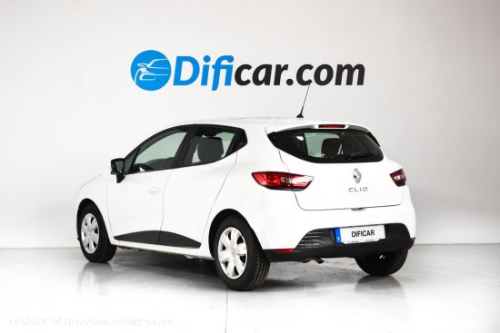 Renault Clio Expression 1.2 75CV - Molins de Rei