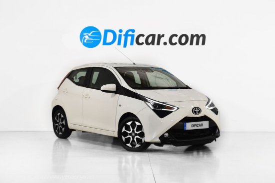 Toyota Aygo X-Play 1.0 70CV 5p - Molins de Rei