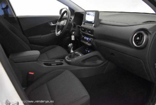 Hyundai Kona ( 1.0 TGDI Maxx 4x2 )  - Fornells de la Selva