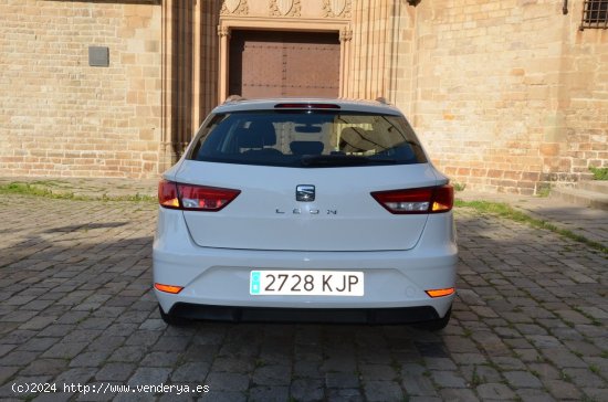 Seat Leon ST STYLE 1.6 TDI 115CV E6  Etiqueta C - Sant Vicenç dels Horts