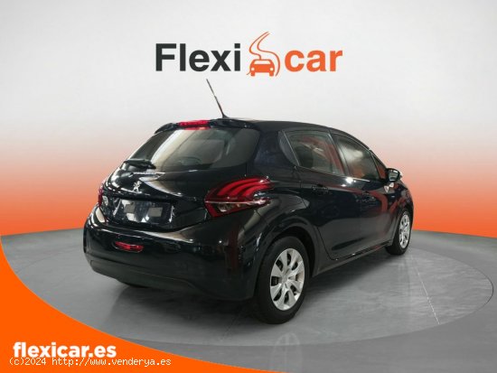 Peugeot 208 5P LIKE 1.2L PureTech 50KW (68CV) - San Fernando de Henares