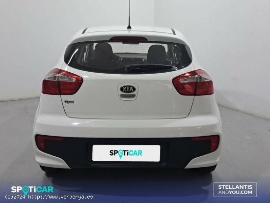 Kia Rio  1.2 CVVT 84CV Concept - Sant Boi de Llobregat