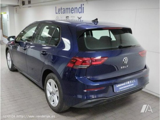 Volkswagen Golf Life - Barcelona