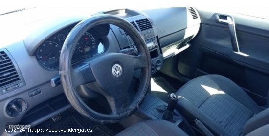 Volkswagen Polo 1.4 de 2007 con 159.000 Km por 4.500 EUR. en Tenerife