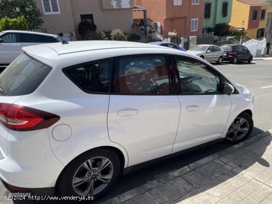 Ford C-Max Business de 2017 con 66.000 Km por 10.700 EUR. en Las Palmas