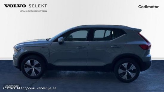 Volvo XC40 XC40 Recharge Core, T4 plug-in hybrid, Electrico de 2023 con 2.741 Km por 41.990 EUR. en 