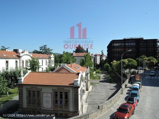 ¡ ESPECIAL ESTUDIANTES ! ALQUILER DE HABITACIONES A ESCASOS METROS DE LA UNIVERSIDAD - ORENSE