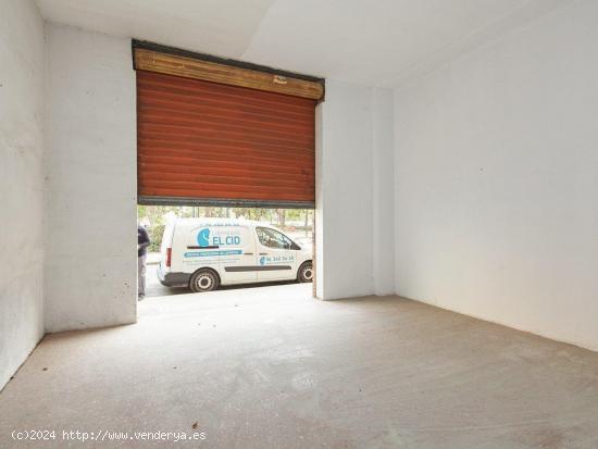 Local diáfano de 120 m2 en zona céntrica de Valencia - VALENCIA