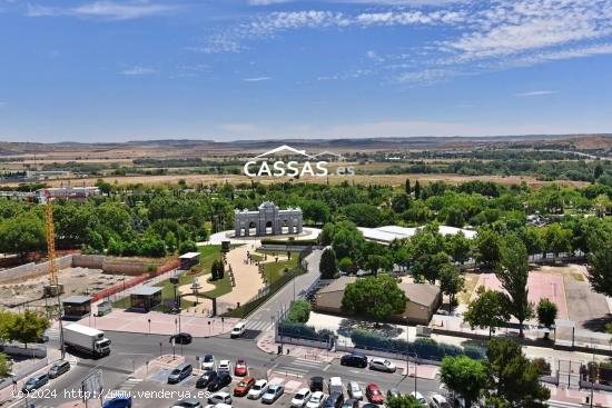  PARQUE CATALUÑA - Gran piso de esquina con Espectaculares vistas, 4 habitaciones y 2 baños. - MADR 