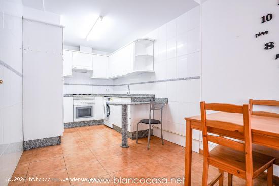 Apartamento en alquiler zona Plaza Cruz Roja (Carballo) - A CORUÑA